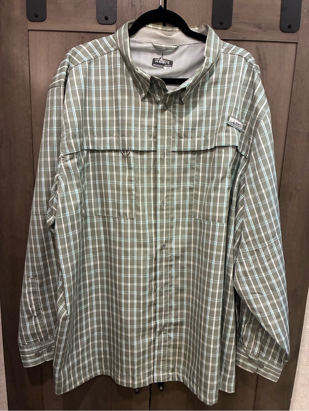Habitat Gray and White Plaid Long-Sleeve Button-Down Shirt